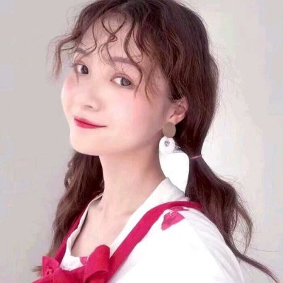 最新流行女生頭像概覽，時尚與個性的完美融合